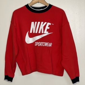 nike sweatshirt size S